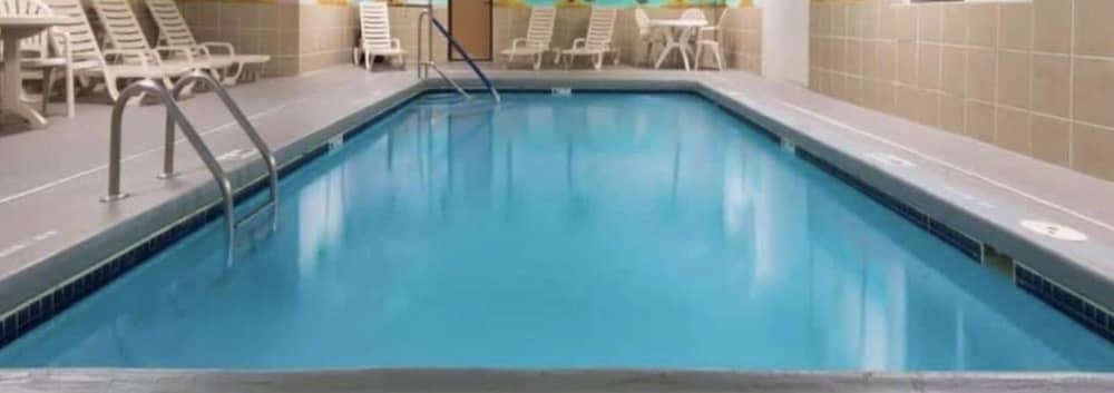 Days Inn By Wyndham Kansas City International Airport Exterior foto